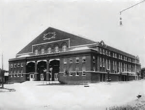 1914 - Convention Hall